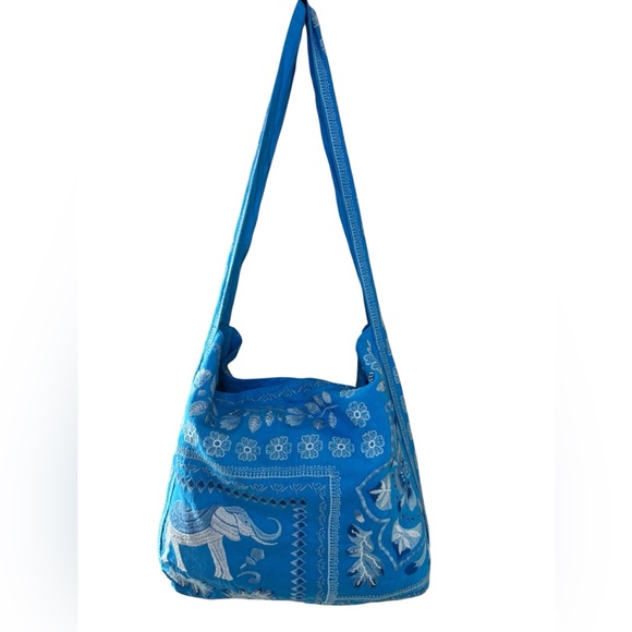 Johnny Was Handbags - JOHNNY WAS Yadira Wide Strap Linen Tote Bag DVA Blue Embroidered Elephant NWT